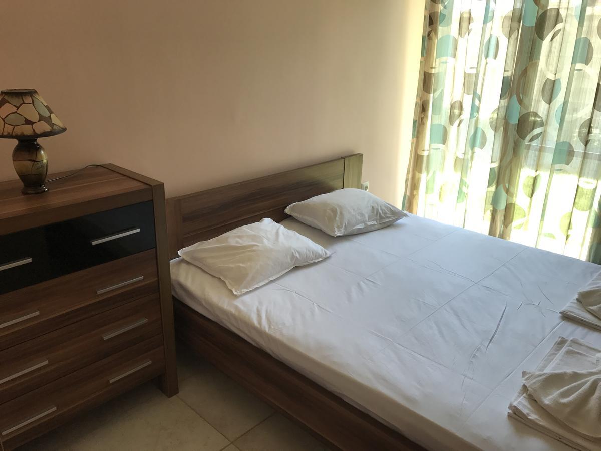 Hotel Aristokrat ออบซอร์ ภายนอก รูปภาพ